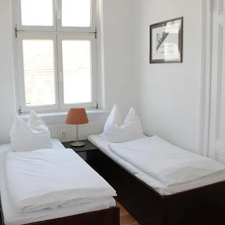 Bett-point Am Rathaus بوتسدام
